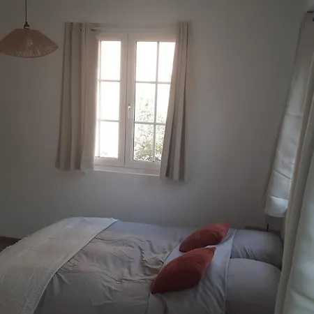 A L'ancienne Ecole Oda ve Kahvaltı Nordheim